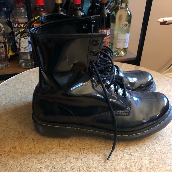 Black Patent 1460w Doc Martens - Picture 2 of 5